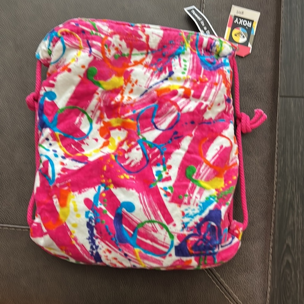 Roxy Towel in a bag BNWT - Picture 5 of 8